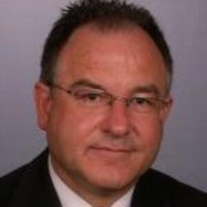 Dr. Frank Schönthaler